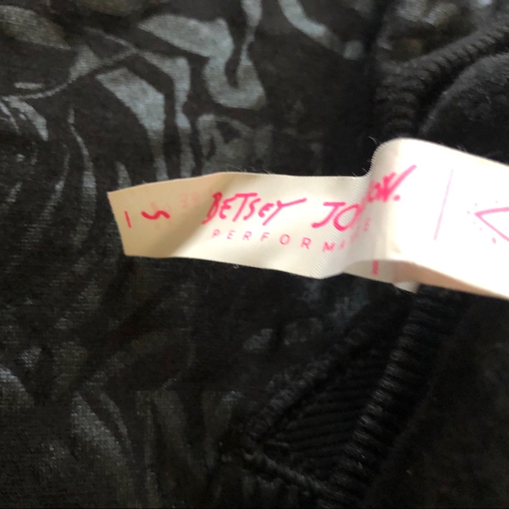 SOLD Betsey Johnson Black Sweatshirt With Roses - Picture 4 of 5